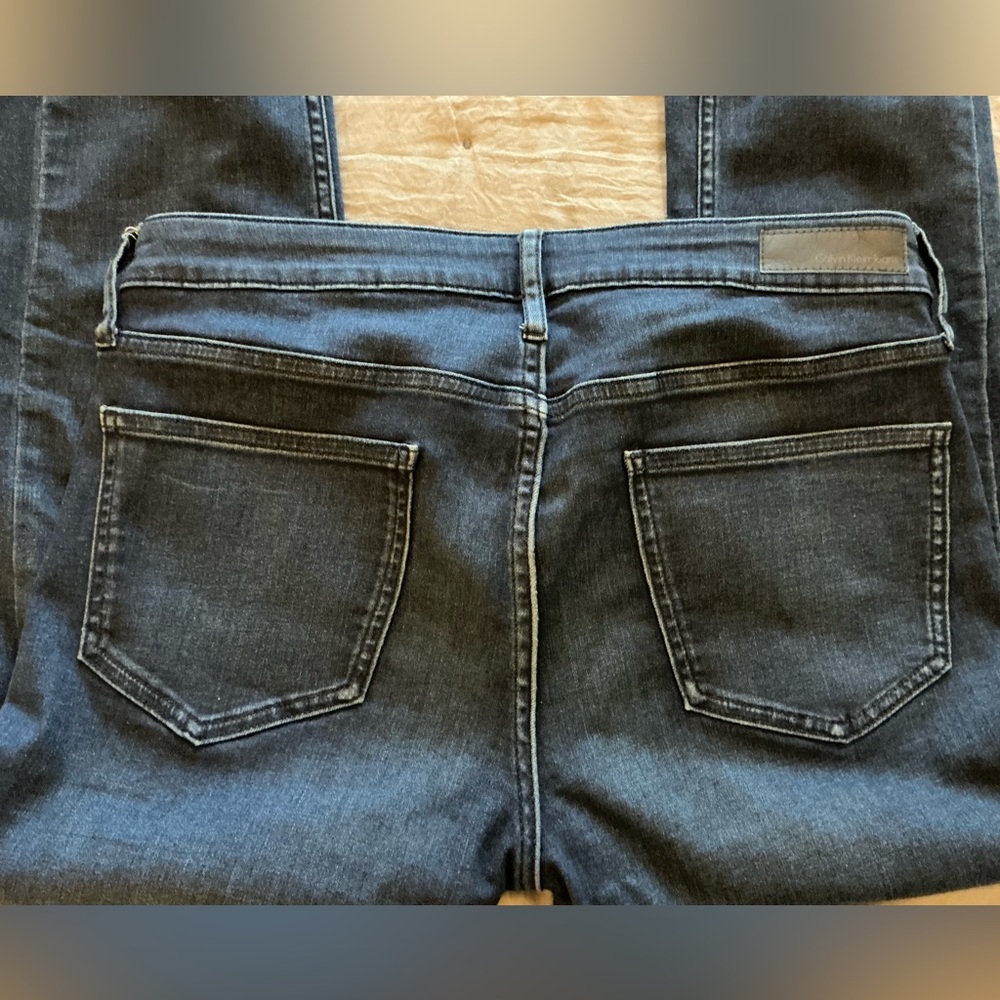 Calvin Klein Slim Boyfriend Women’s Denim Jeans Size 6 - Picture 2 of 9